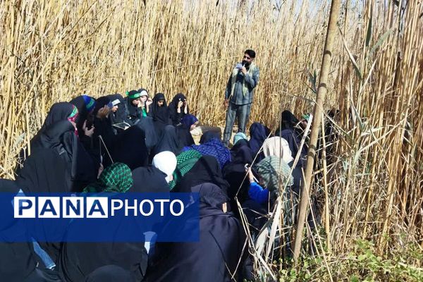 کاروان دل‌ها؛ سفر دانش‌آموزان دختر به دیار ایثار