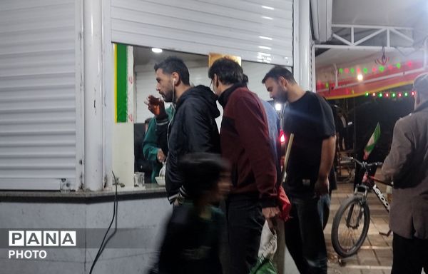 حماسه اقتدار تجمعات درمیدان هشتم شهریور مشهد از قاب پانا 