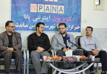 نشست صمیمی قائم‌مقام سازمان دانش‌آموزی با دانش‌آموزان شهرستان بویین‌میاندشت