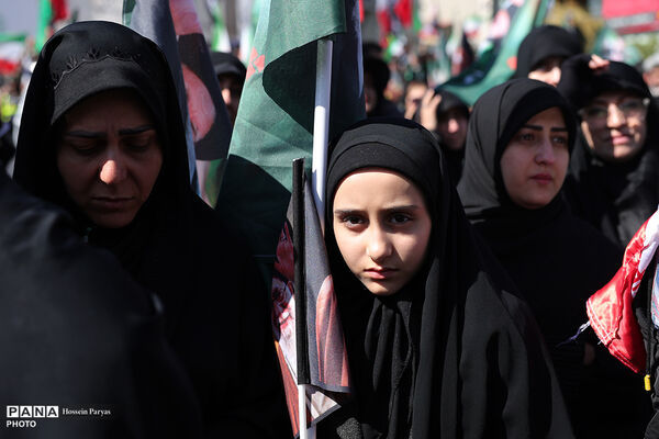 چهلمین روز شهادت رهبر شهید انقلاب اسلامی - تهران