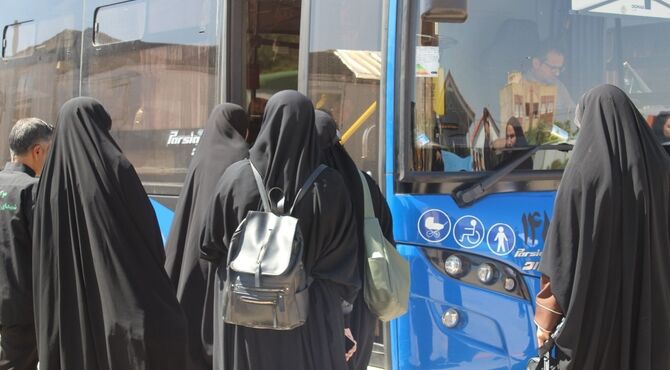 کاروان‌های فاروج، راهی مشهد مقدس