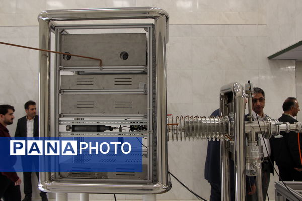 اهدا دستگاه شتابگر الکترونی به دانشگاه یزد