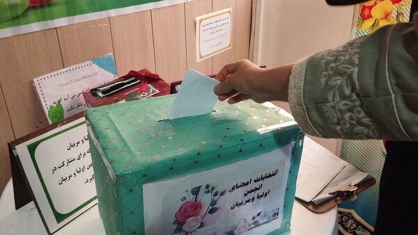 هم‌دلی خانه و مدرسه در نخستین جلسه اولیا و مربیان در مدرسه شاهد شهید کلانتری