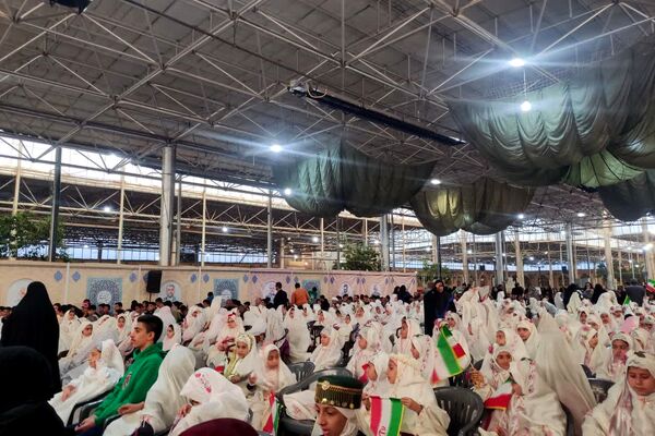جشن تکلیف و مراسم روزه اولی‌ها در مسجد الشهدا شیراز