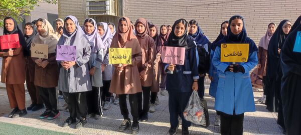 مسابقات داژبال مدارس متوسطه اول بندرلنگه