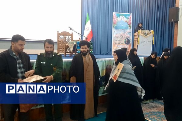 همایش مادران قاسم‌پرور؛ پرورش‌دهندگان نسل‌های ایثار و مقاومت