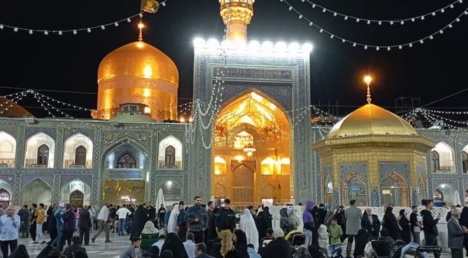امن ترین جای جهان آغوش مولایم رضا