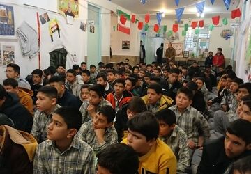 دبیرستان حاج‌قاسم سلیمانی میزبان جشن عاشقان مهدی (عج)