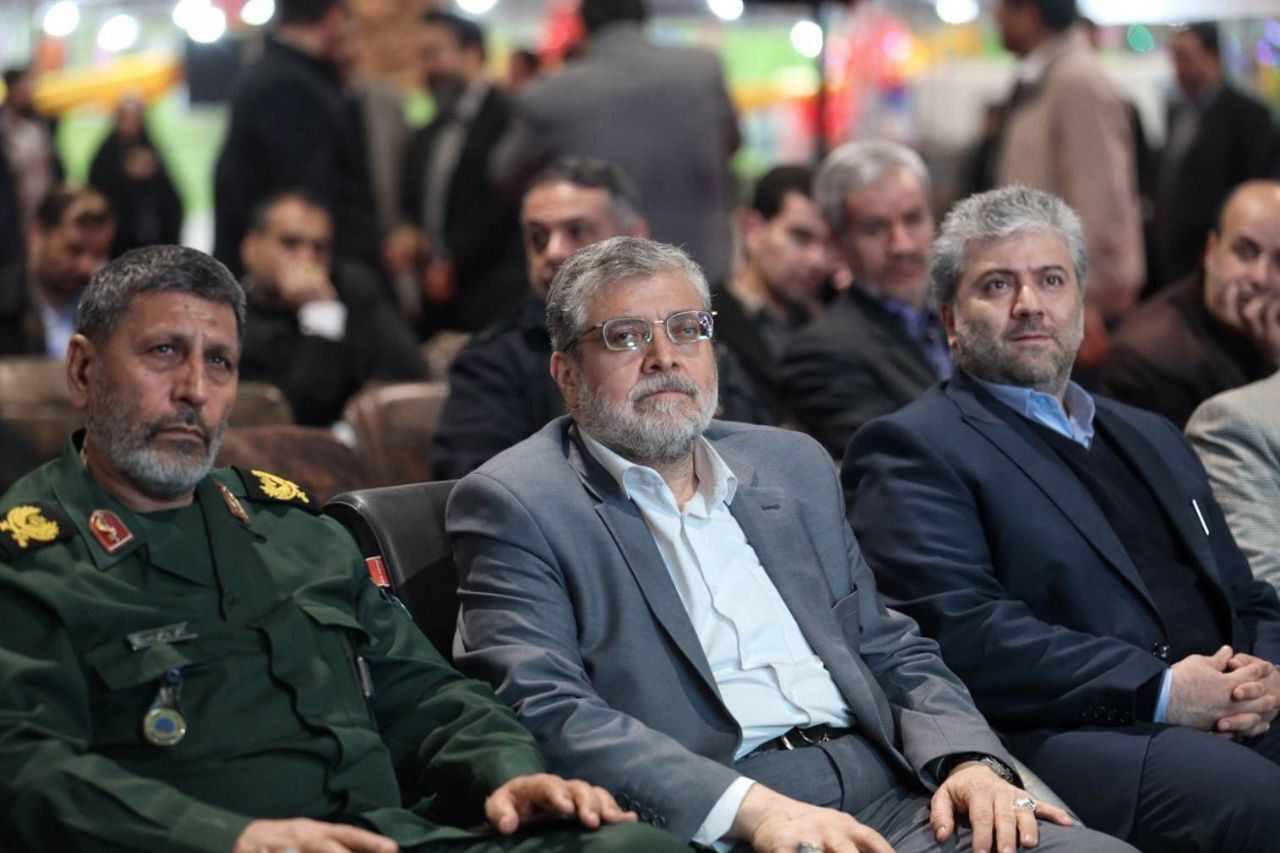 هفدهمین نمایشگاه قرآن و عترت در مشهد آغاز به کار کرد