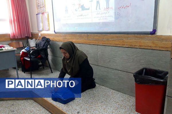 اولین دوره آموزشی آموزگاران با هدف کیفیت بخشی برنامه های سلامت و تندرستی 