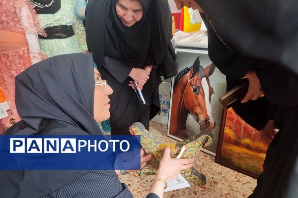 درخشش خلاقیت‌های دانش‌آموزی در نمایشگاه طرح جابربن‌حیان مدرسه شهید معظم