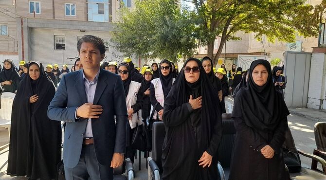 هفته بهداشت روان و همیار مشاور در دبیرستان دخترانه رضوان