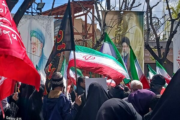 در فراق رهبر شهیدمان به میدان آمدیم 