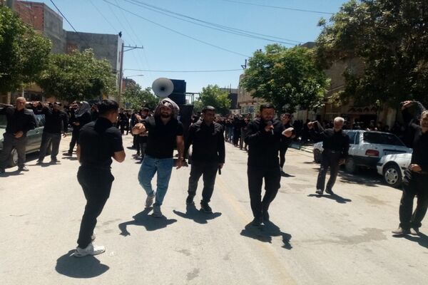 برگزاری مراسم گرامیداشت تاسوعای حسینی در شهر تیتکانلو 
