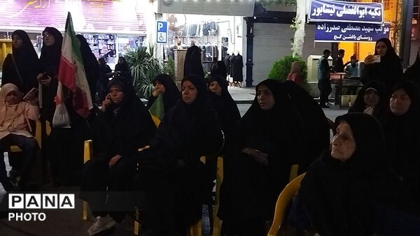 موکب کافه گفتگوی حسینیه امام خمینی در صد و هفتمین شب از اجتماعات مردمی 