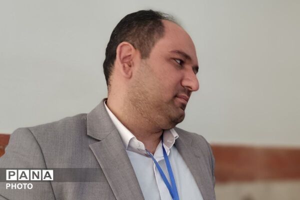 برگزاری جشنواره همیار معلم در بهارستان‌دو