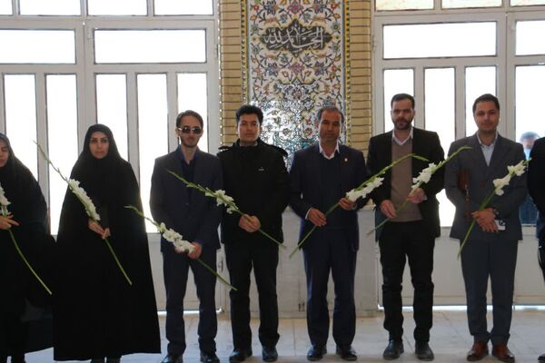  تجدید میثاق حوزه معاونت پرورشی و فرهنگی آموزش و پرورش استان با آرمان‌های مقدس شهدا 
