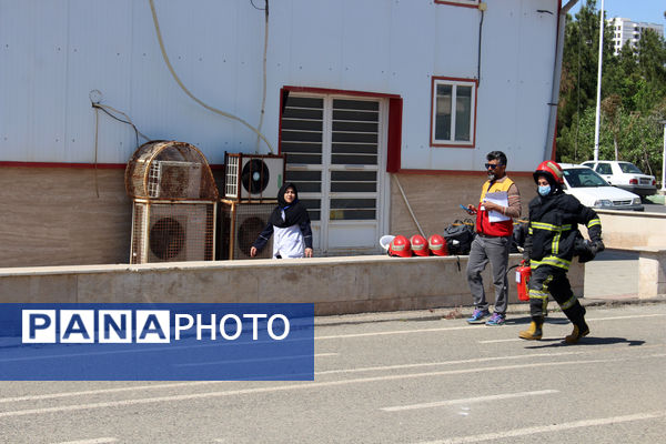 رقابت‌های اطفاء حریق مراقبین سلامت استان قم