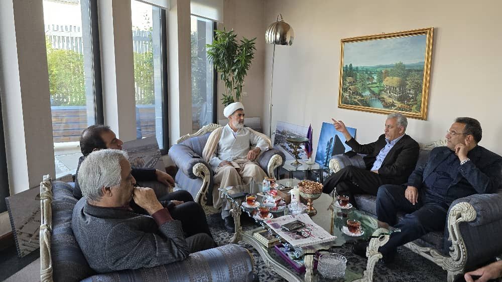 جلسه هماهنگی برقراری مجدد پرواز‌های فرودگاه بم