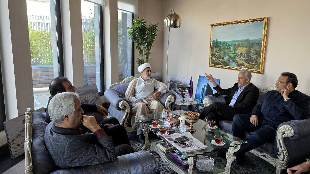 جلسه هماهنگی برقراری مجدد پرواز‌های فرودگاه بم