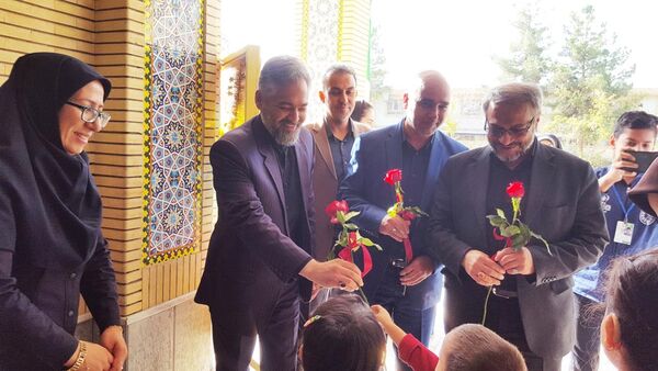 بازدید مدیر کل آموزش و پرورش استان از پیش دبستانی نوآموزان با آسیب شنوایی امام رضا (ع)