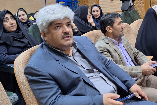 همایش دانش‌آموزی آموزش حقوق، مسئولیت و تکالیف فردی و اجتماعی 