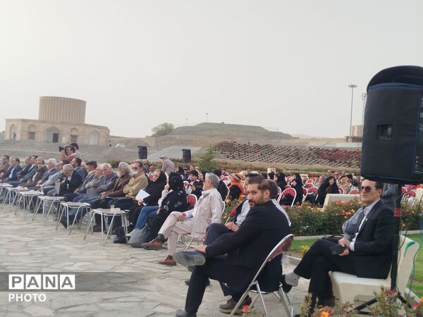مینی‌ورلد ملایر میزبان ادیبان همدان، ملایر، نهاوند و تویسرکان 