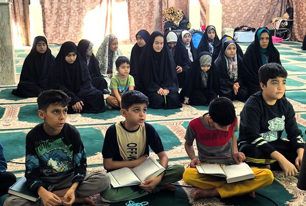 اعتکاف دانش آموزی در مساجد شهرستان مانه 