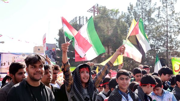  راهپیمایی یوم الله ۱۳ آبان در میبد