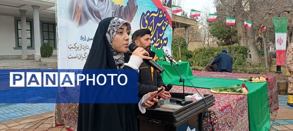 اجتماع مردم بصیر و انقلابی نیشابور در آغاز دهه فجر