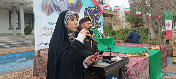 اجتماع مردم بصیر و انقلابی نیشابور در آغاز دهه فجر