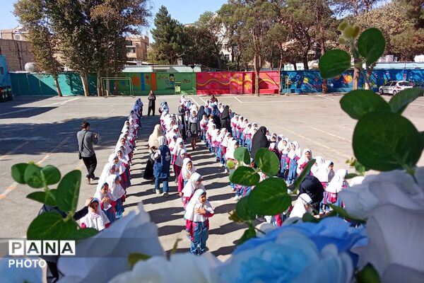 جشن شکوفه ها؛ در قاب پانا