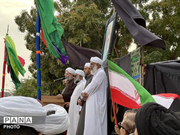 بیعت مردم جزیره قشم با آیت‌الله سید مجتبی حسینی خامنه‌ای 