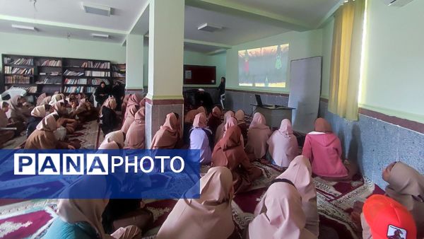 شناخت جنگ نرم از نگاه دین و رسانه در دبیرستان حضرت آسیه(س) حاجی‌آباد