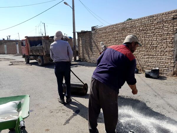 کوچه دبیرستان مادر مهربان نقاب سامان یافت