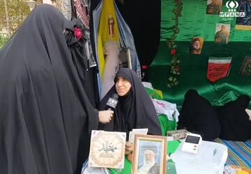 گزارش خبرنگار پانا از غرفه های مسیر پیاده روی اربعین در قم