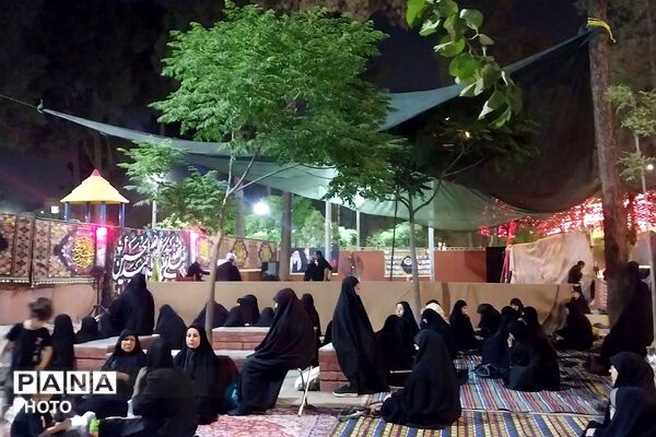 گردهمایی شبانه در محله ۱۳ آبان شهرری 