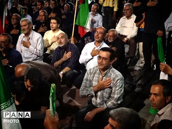اولین شب عزاداری حسینی؛ ندای لبیک یا حسین در خیابان پیچید