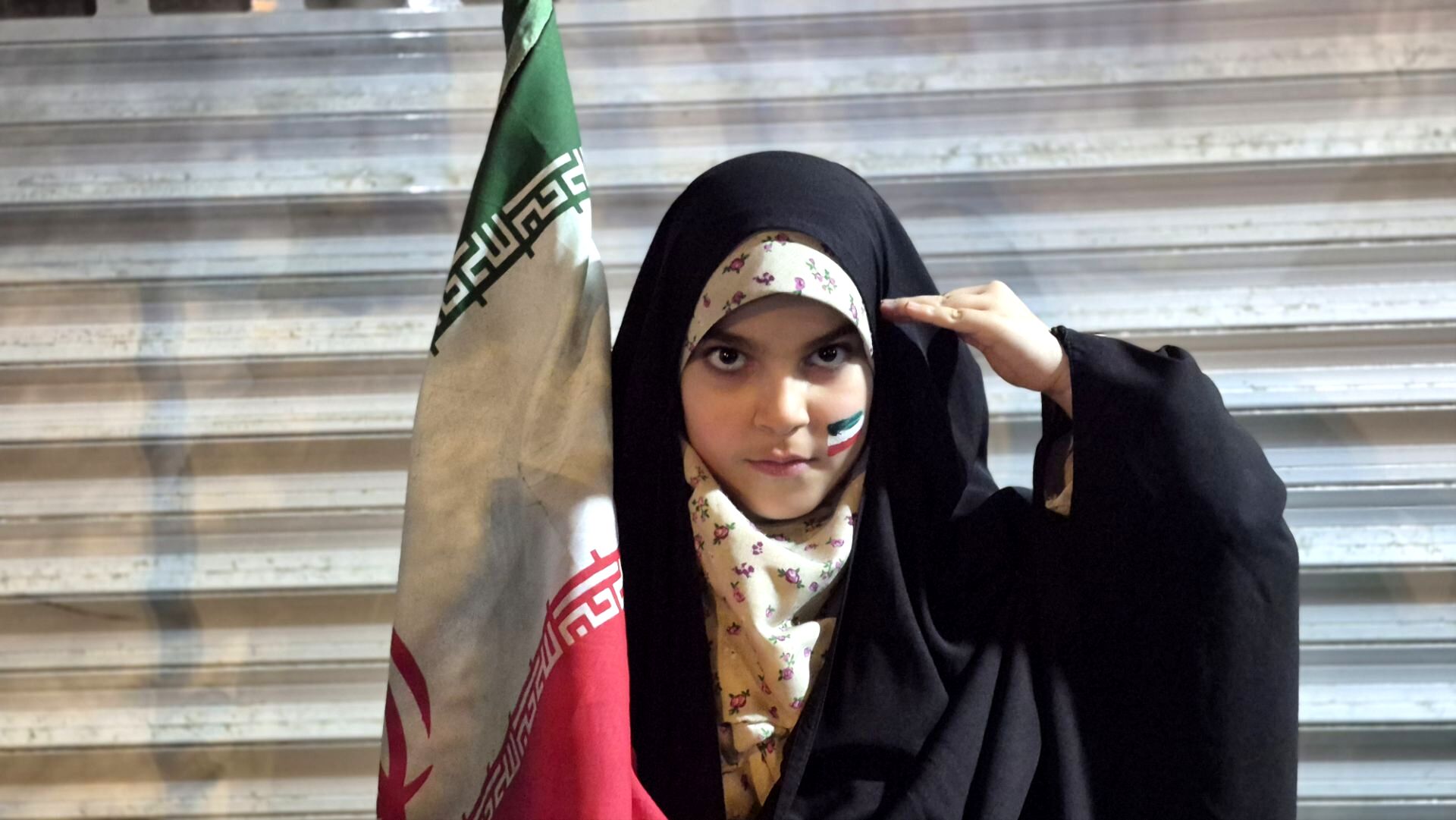 امضای پیمان جاودان دهه نودی‌ها با رهبر انقلاب و تداوم راه شهیدان