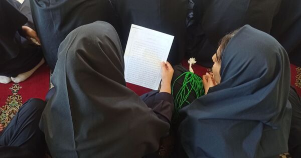 گرامیداشت مقام والای حضرت زهرا (س) در دبیرستان آسیه رضوان