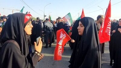 حرف دل زائران نوجوان درمراسم تشییع رهبر شهید