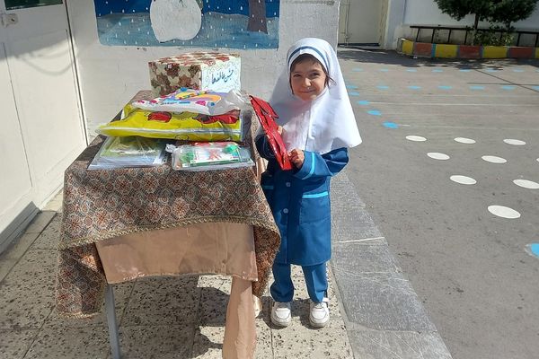 مراسم شور عاطفه‌ها در مدارس رودهن 
