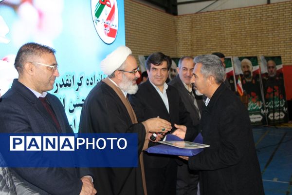 یادواره شهدای جنگ تحمیلی ۱۲ روزه در دبیرستان شاهد سالارشهیدان(ع)