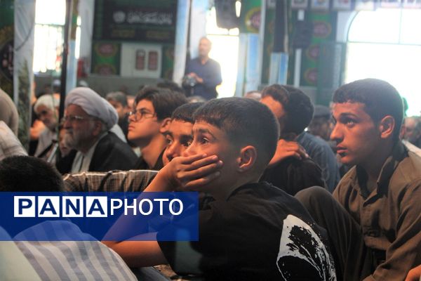 حضور نوجوانان در سی و پنجمین یادواره شهدای روستای فردوی قم