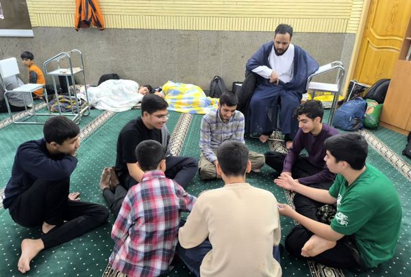 بازی‌های گروهی، سازنده فضایی صمیمانه در اعتکاف 