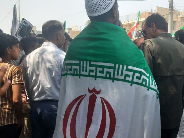 خروش آحاد مردم میناب در جمعه خشم و نصر 