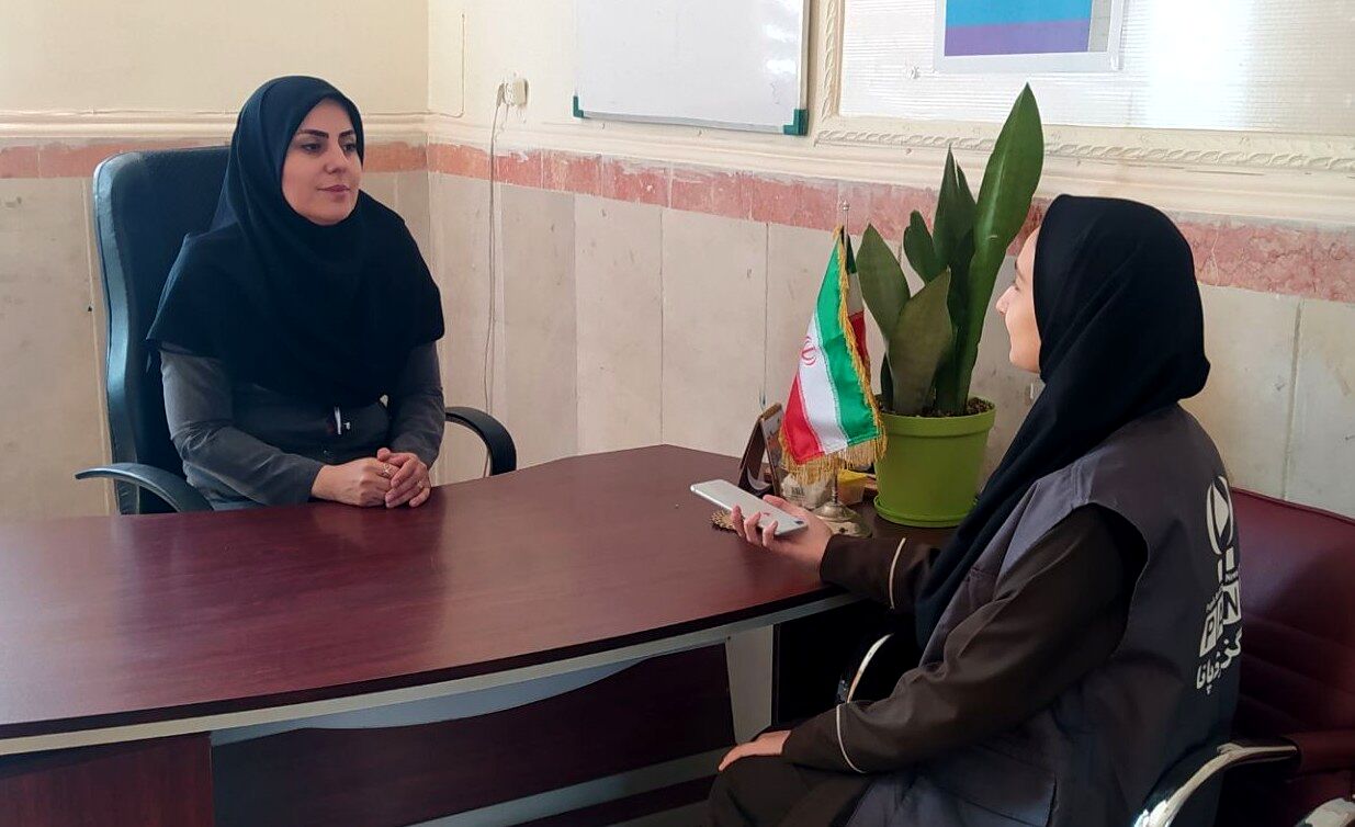 داشتن الگوی مناسب در مدرسه و خانواده در جذب نوجوانان به مسائل دینی اهمیت بسزایی دارد