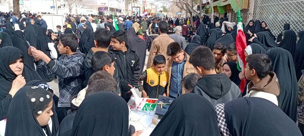 میز خوشنویسی در خلیل آباد