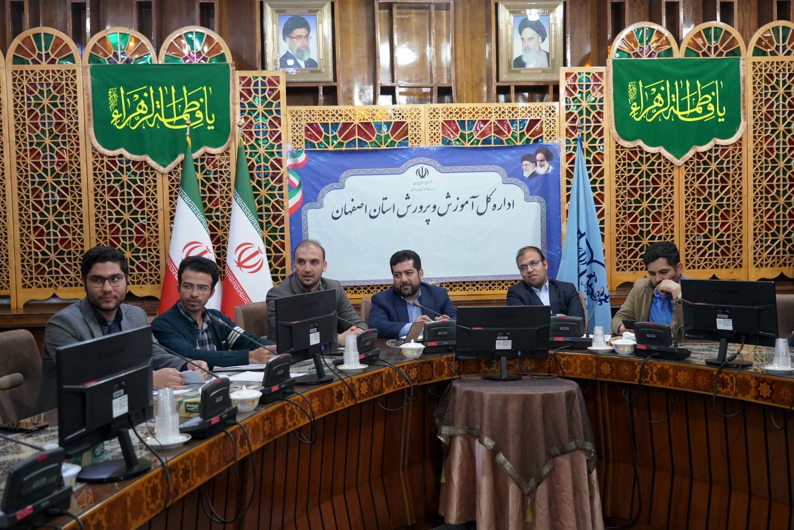 اجرای  پویش تاثیر گذارترین معلم زندگی من 