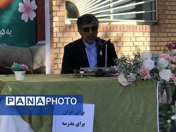 شکفتن لاله‌های دانش در دبستان حضرت رقیه کوهدشت؛ آغاز سال تحصیلی با شمیم ایثار و مقاومت